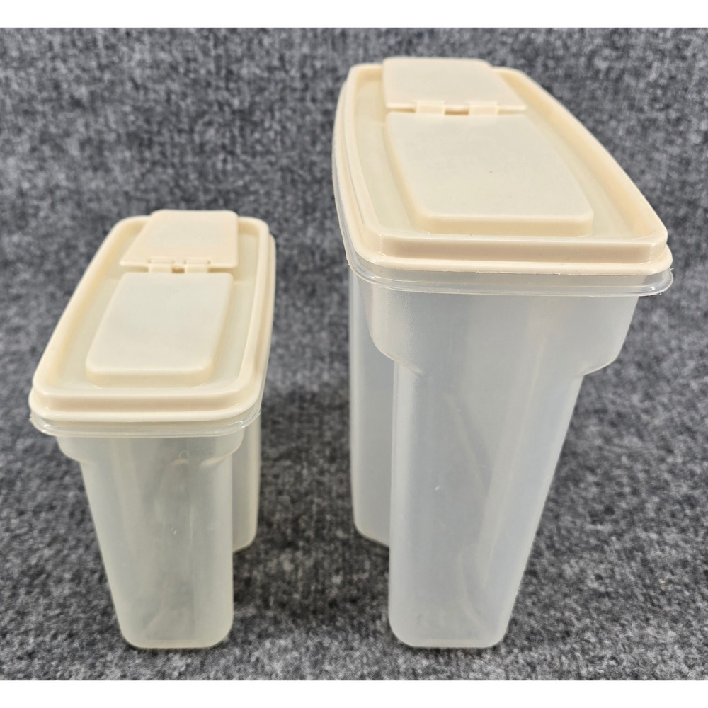 2 Rubbermaid Servin Savers Kitchen Containers Set Vintage Flip Top 13c 4c Almond